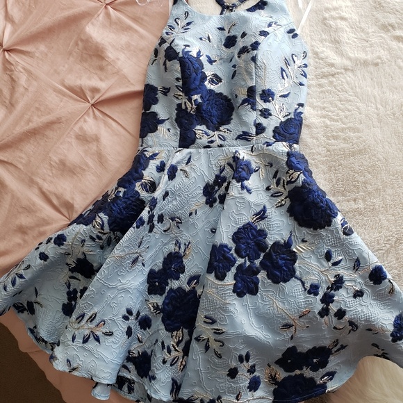 Homecoming/Party Dress - Picture 1 of 3